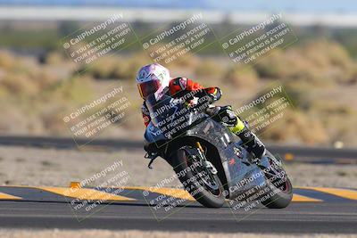 media/Nov-06-2023-Moto Forza (Mon) [[ce023d0744]]/3-Intermediate Group/Session 5 (Turn 4)/